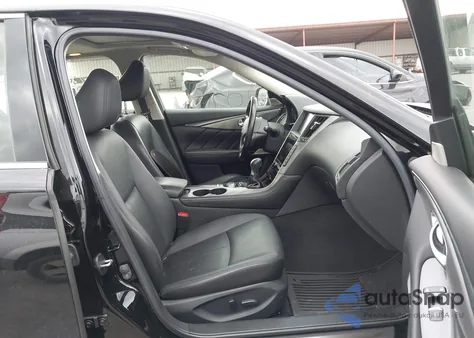 2017 Infiniti Q50 3.0T Premium z USA, uszkodzony, nr VIN JN1EV7AP1HM736710